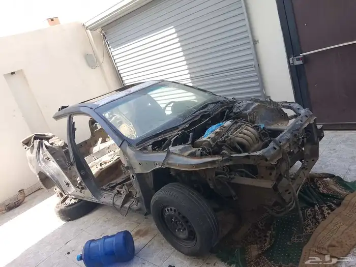 اكورد للبيع تشليح كامل السياره 1