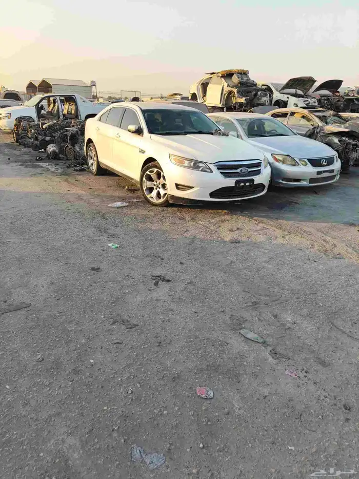قطع غيار فورد تورس 2015 تشليح 1