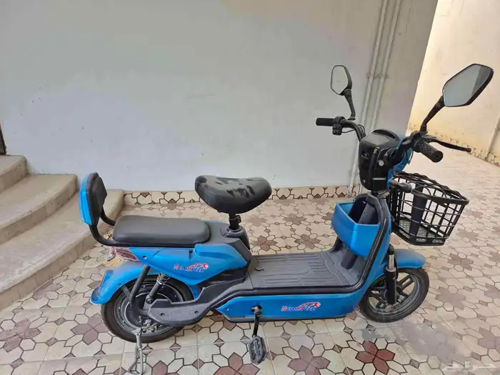 سكوتر نظيف بطاريه 100بال100 سبب البيع الحاجه للمال 1