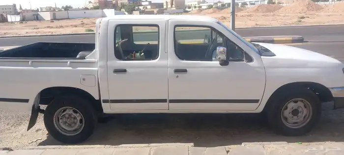 نيسان ددسن للبيع 2004 2