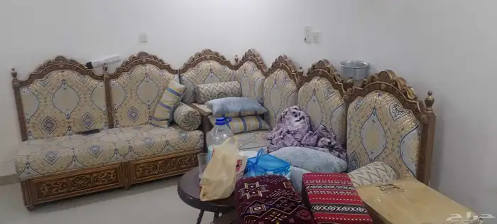 الكنب نضيف 6قطعما شاء الله مع ثنتين طولات 2