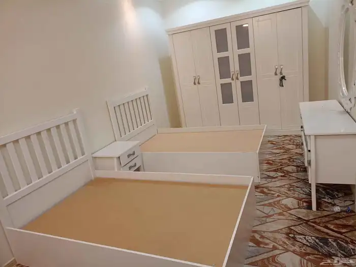 نجار فك وتركيب ونقل وصيانه جميع انواع الاثاث والمطابخ 4