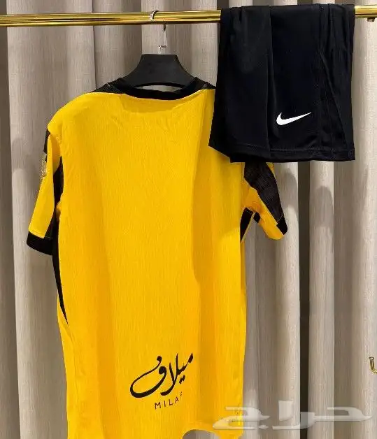 اطقم العميد الجديده بخامة اللاعبين واسعار مناسبه 1