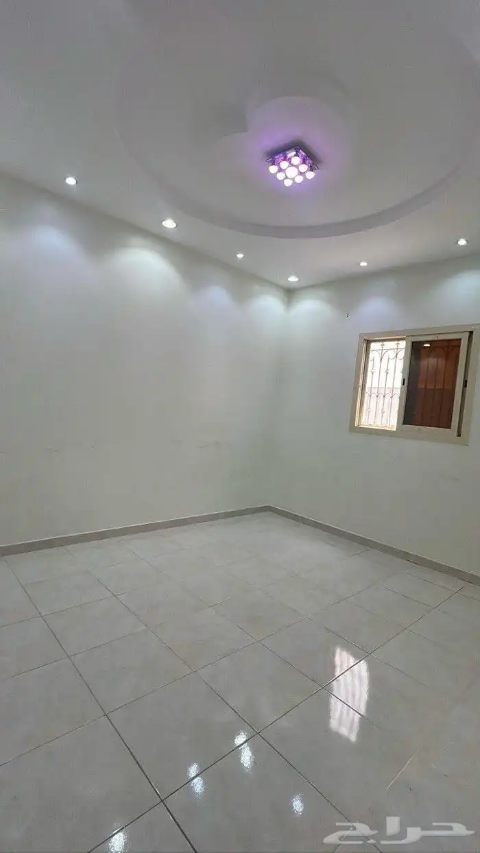 شقة فاخرة للإيجار السنوي بحي المعارض خميس مشيط 1