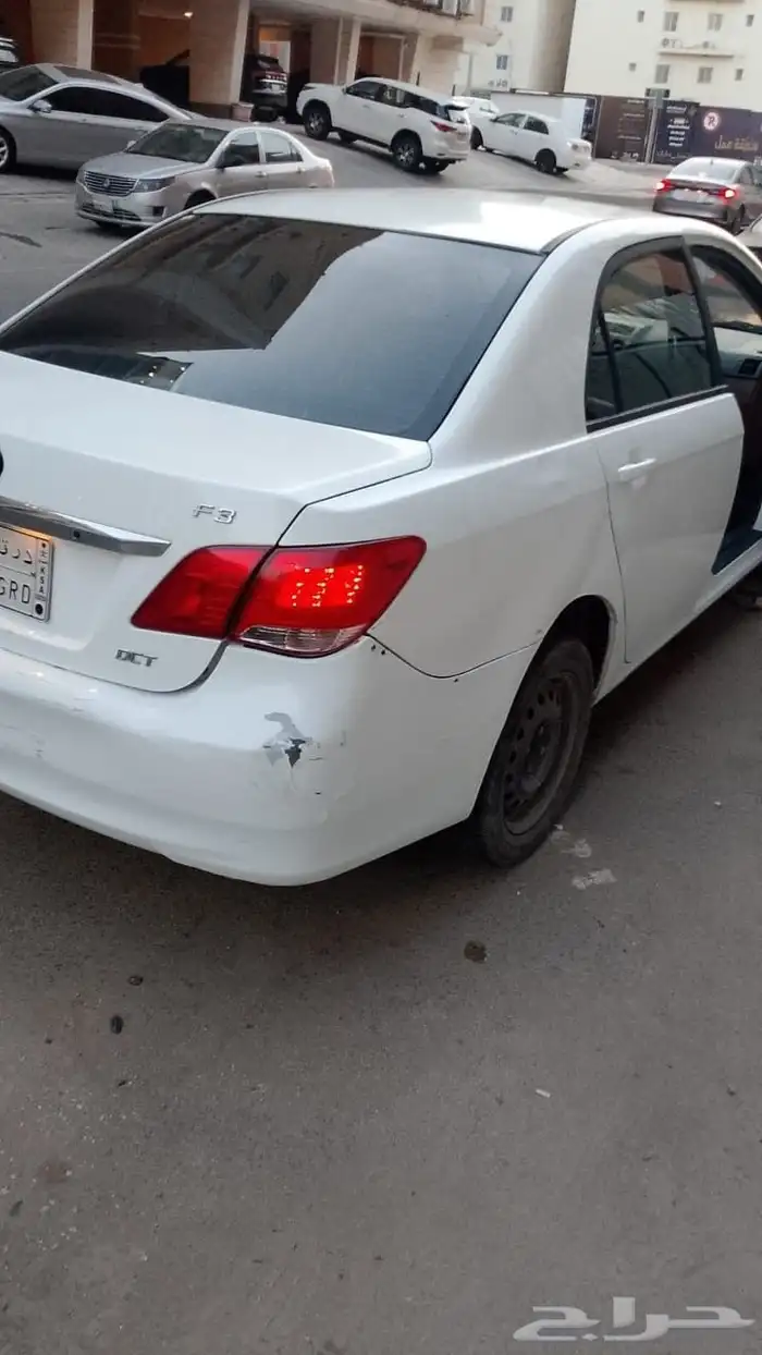 سياره byd 2