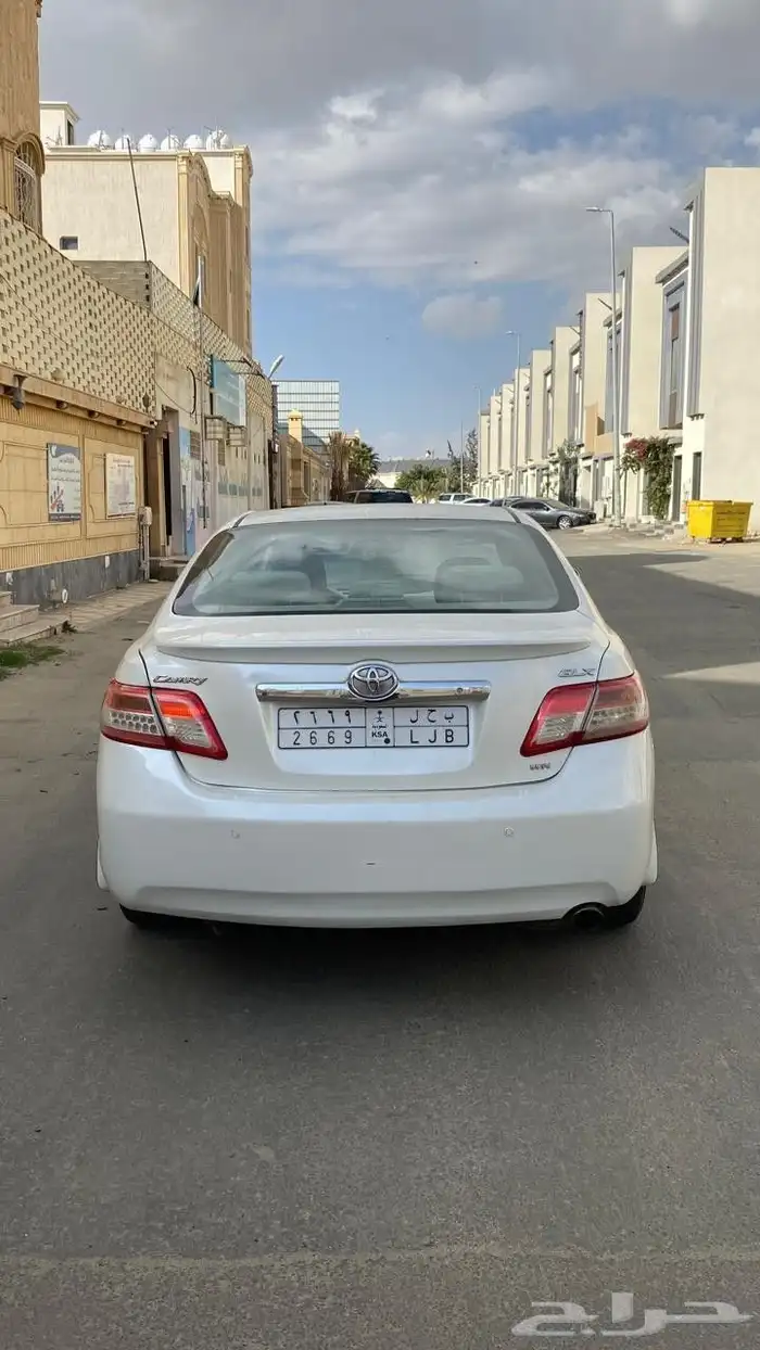تويوتا كامري فل كامل نظيف سعودي 2010 7
