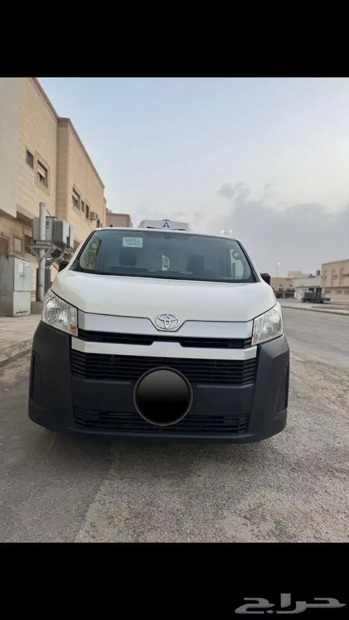 تويوتا فان هايس ثلاجة تأجير شركات 2022 0