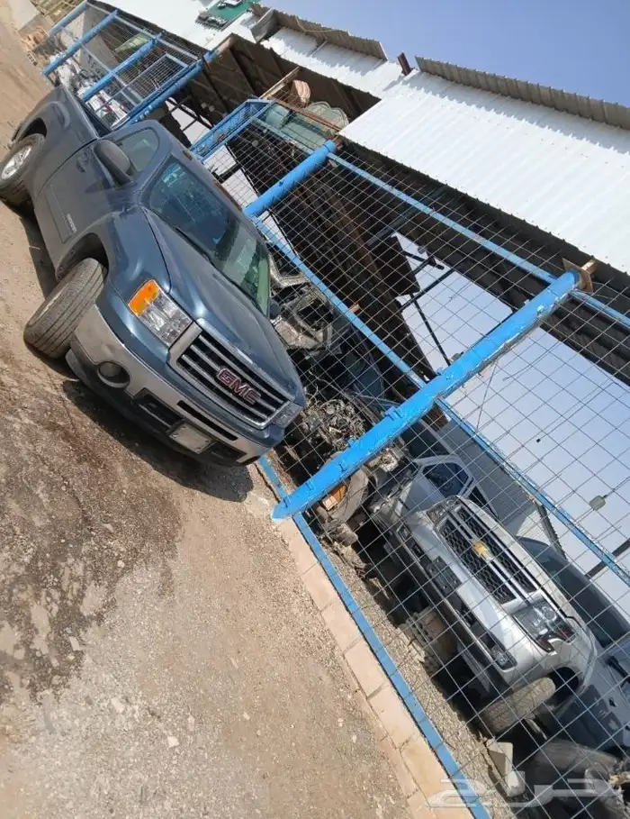 يوجد لدينا جميع انواع قطع غيار السيارات المستخدمه تشليح 4