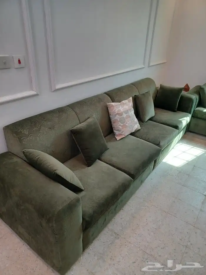 مجلس جودة عالية بحالة نظيفة وشبه جديد 1