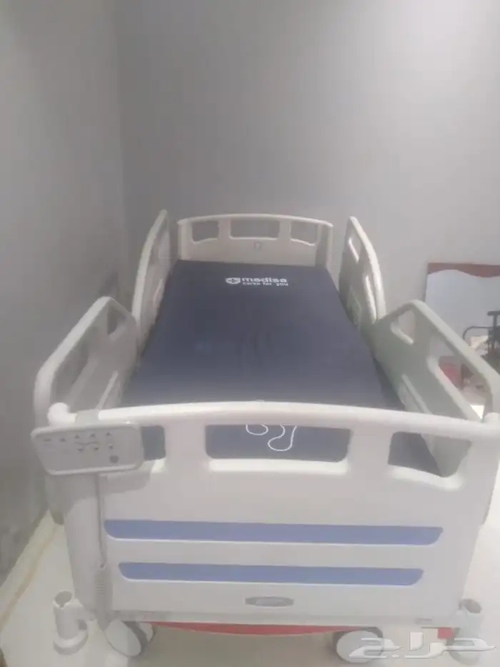 سرير طبي كهربائي 1
