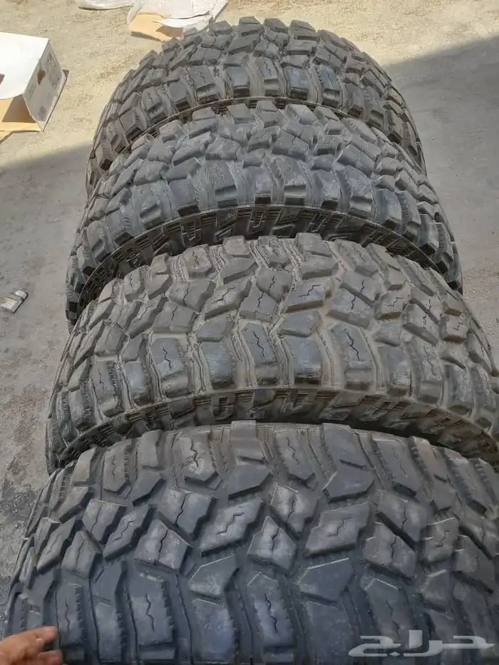 جنوط رانجلرمقاس 17مع كفرات حجري كوبر مقاس 315 70 17 5