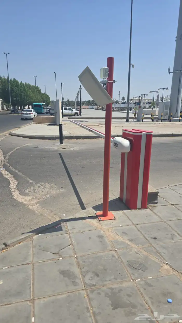 بوابات ذراع لتحكم في دخول وخروج السيارات 3