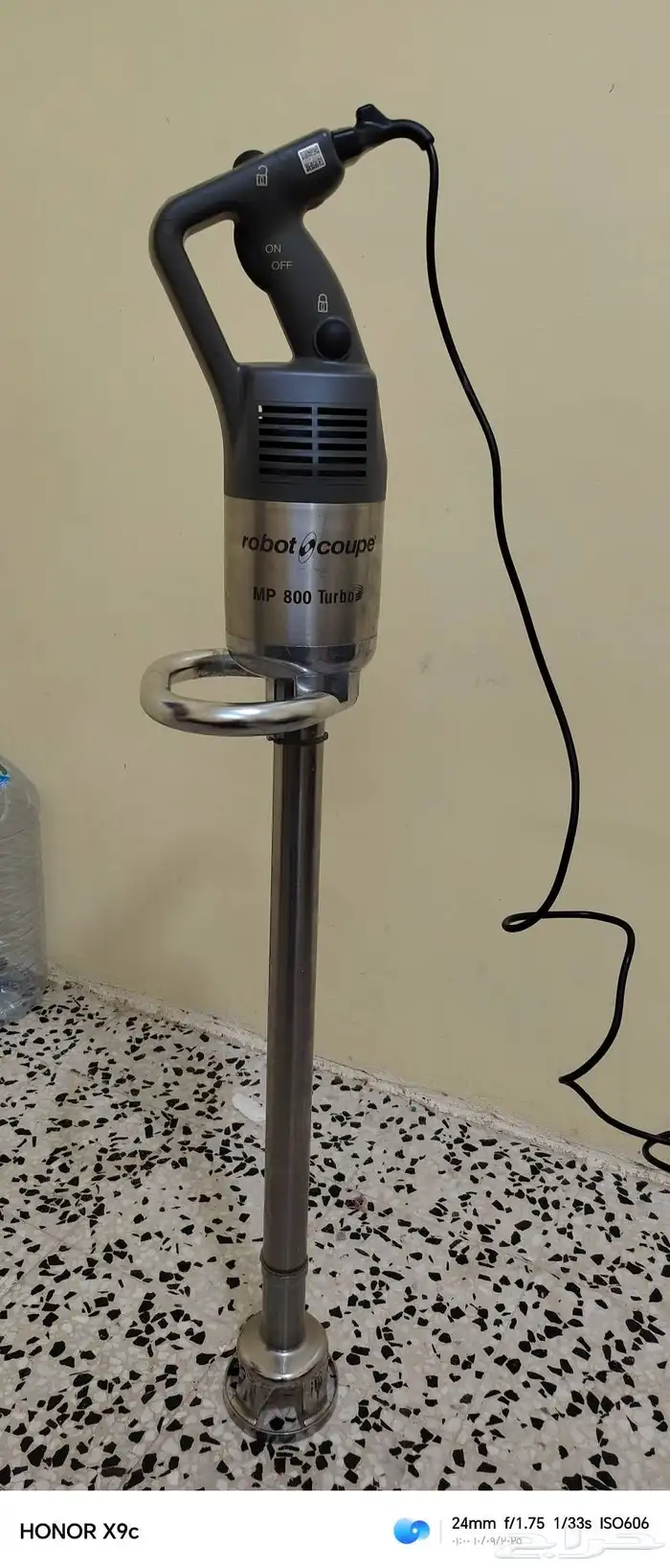 هاند بلندر 800mp استعمال شهرين فقط بحاله ممتازه وجيده جدا 2