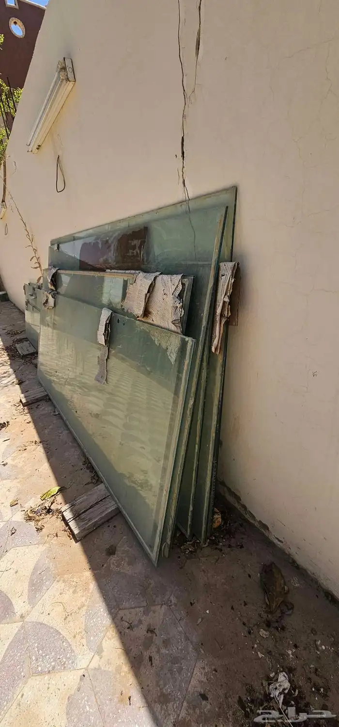 زجاج سوكرت مقاس غرفة 4 4 2
