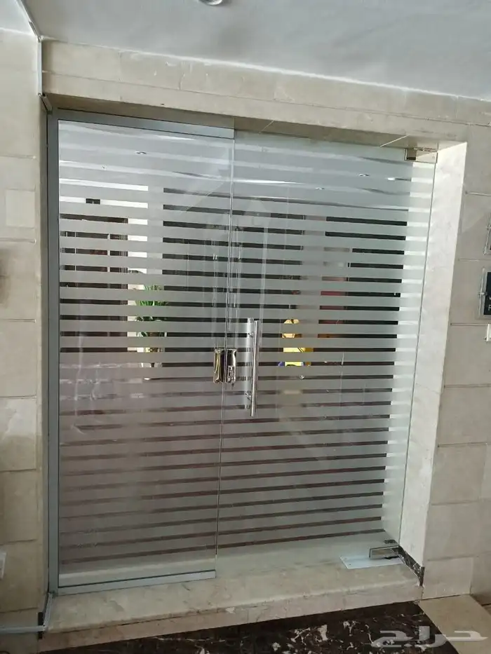 زجاج سيكوريت زجاج مرايات زجاج وجهات زجاج سيكوريت كبائن شاو 4
