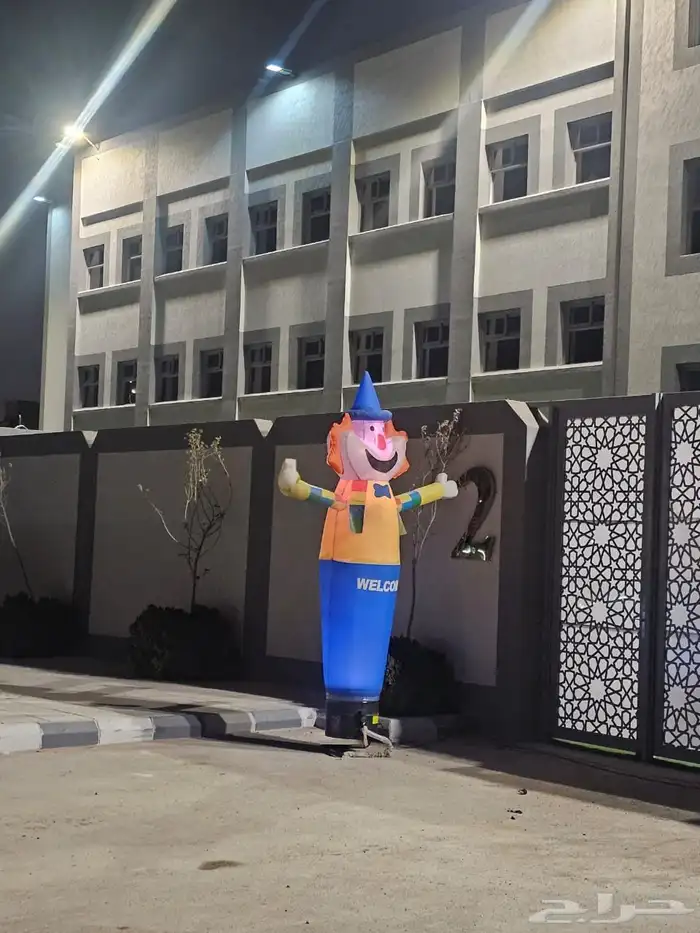 تأجير افتتاح المحلات وتنظيم المعارض والمؤتمرات 3