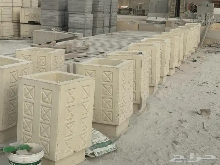 حواجز خرسانيه  مصدات سيارات قواعد اناره ومناهيل 8