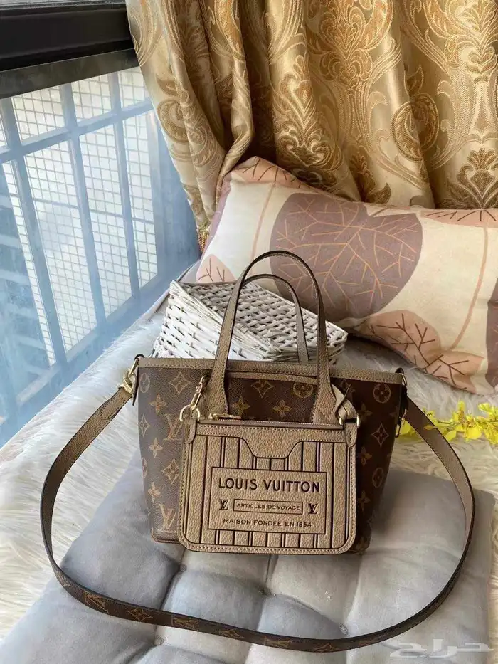 شنط تقاليد ماركه هاي كولتي متوفره جمله وقطاعي تشكله واسعه 25