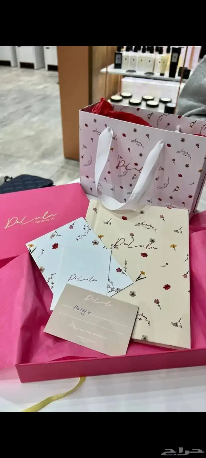 مطبوعات مطابع طباعة كروت ورق كروت اختام بروشور فولدر بوكسات 5