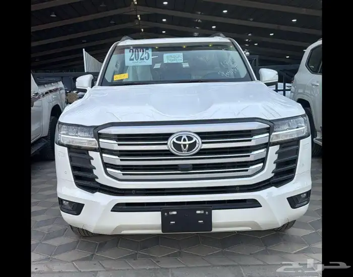 لاندكروزر GXR L2 بنزين سعودي 3