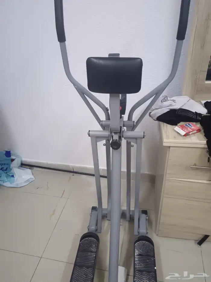 بدال مع مشاية للبيع ب 250 مع بعض 2