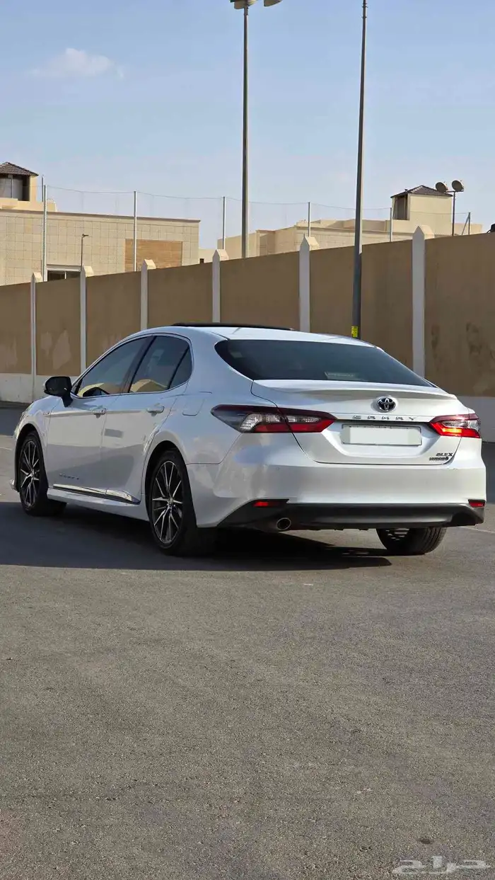 كامري 2022 هايبرد GLE-X شرط 0