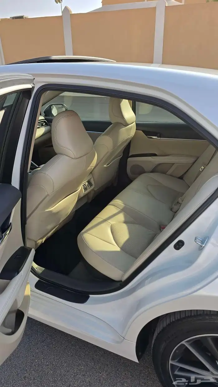 كامري 2022 هايبرد GLE-X شرط 20