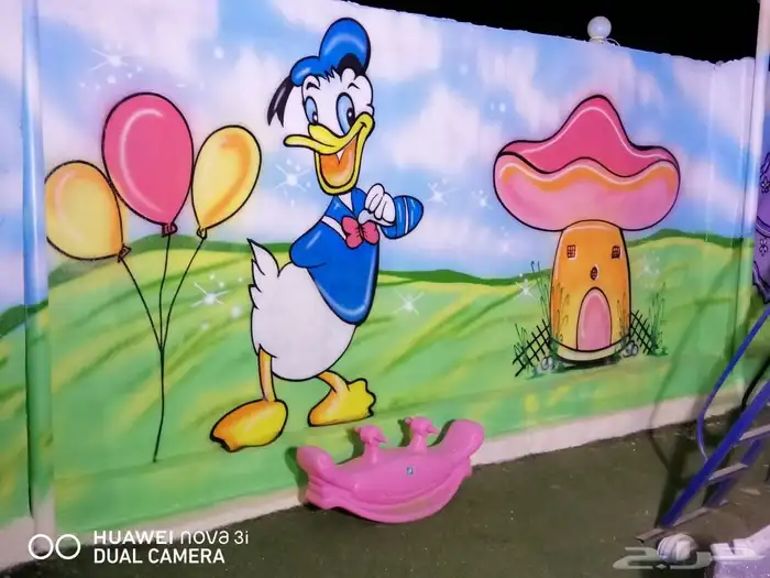 رسام وخطاط فنون 1