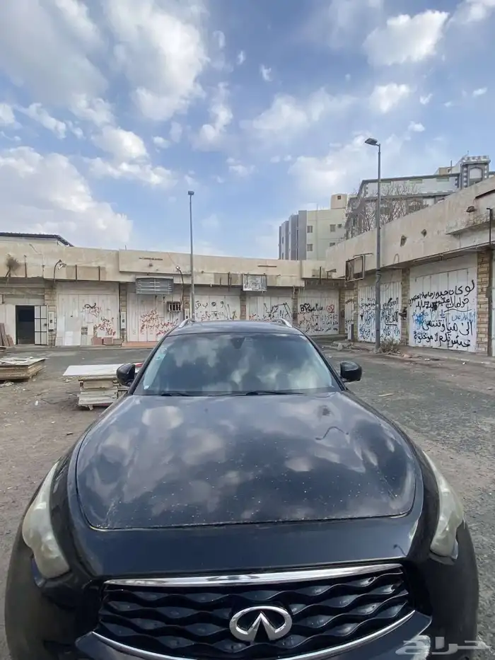 أعرض لكم سياره من نوع انفنتي fx50 0