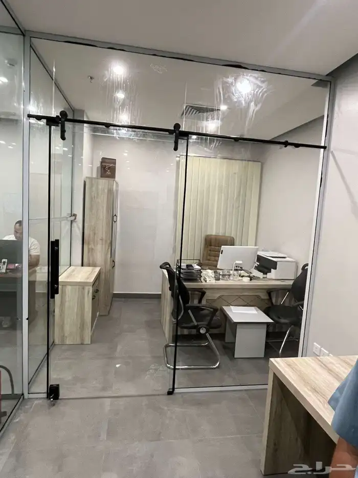 زجاج سيكوريت تفصيل مرايا زجاج سيكوريت زجاج سيكوريت 24