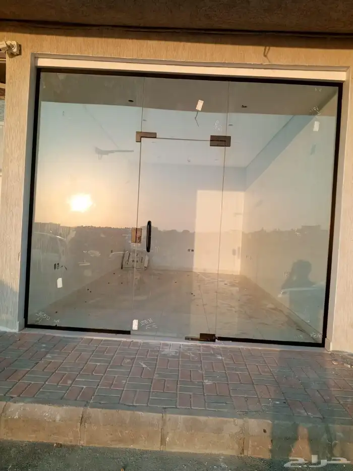 _زجاج شوارات وقواطع زجاج سيكوريت زجاج طربزين زجاج سيكوري 21