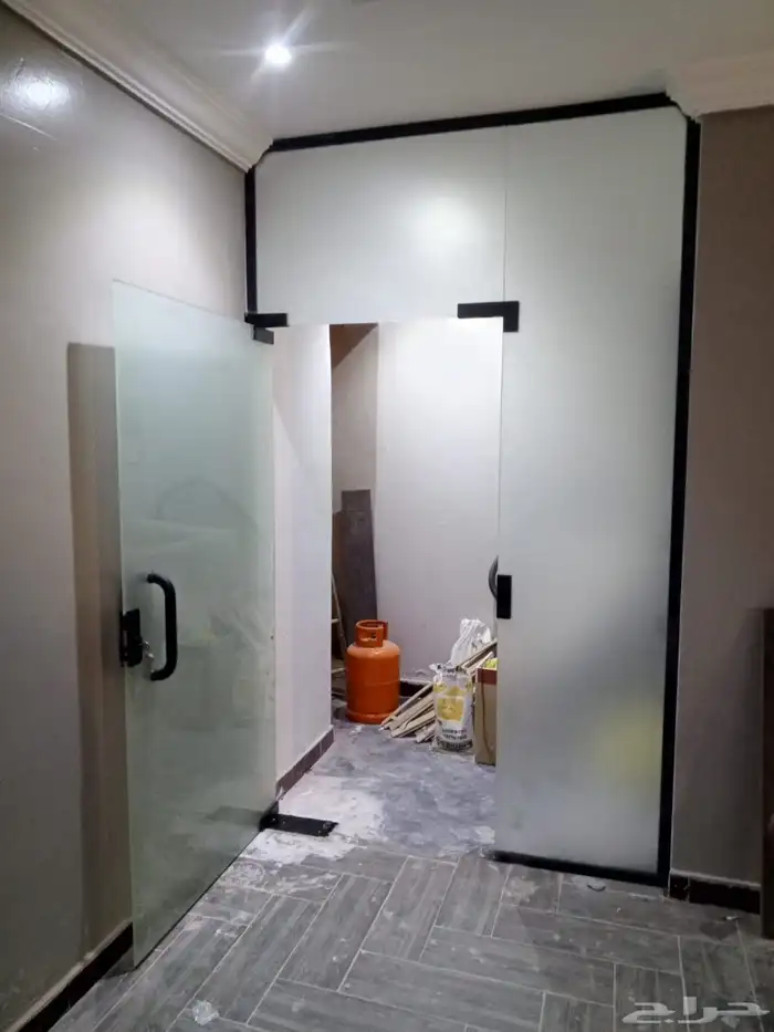 زجاج سيكوريت زجاج مرايات زجاج وجهات زجاج سيكوريت كبائن شاو 18