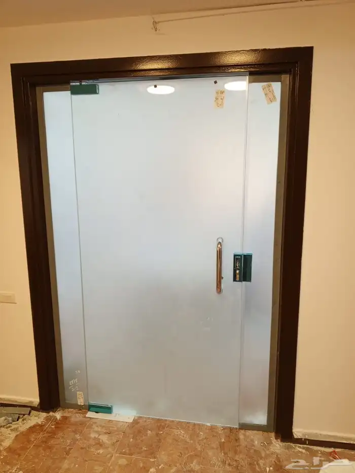 زجاج سيكوريت زجاج مرايات زجاج وطرابزونات زجاج سيكوريت 29