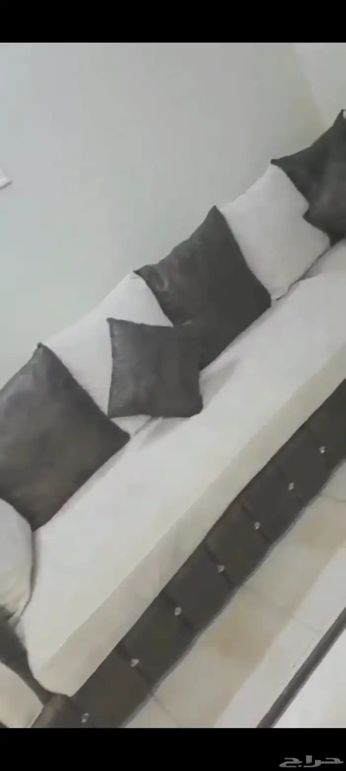 طقم كنب ممتاز و مكيف 3