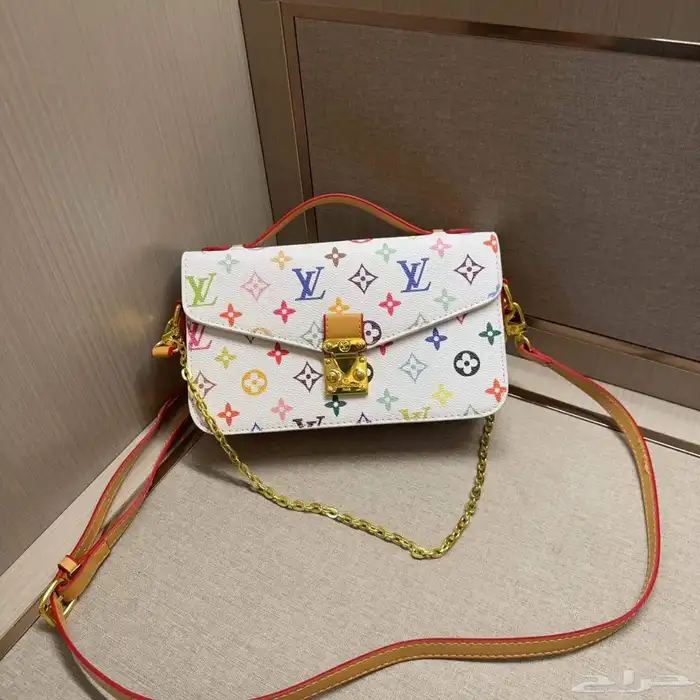 شنط تقاليد ماركه هاي كولتي متوفره جمله وقطاعي تشكله واسعه 23