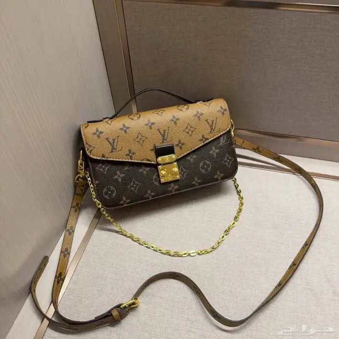 شنط تقاليد ماركه هاي كولتي متوفره جمله وقطاعي تشكله واسعه 24