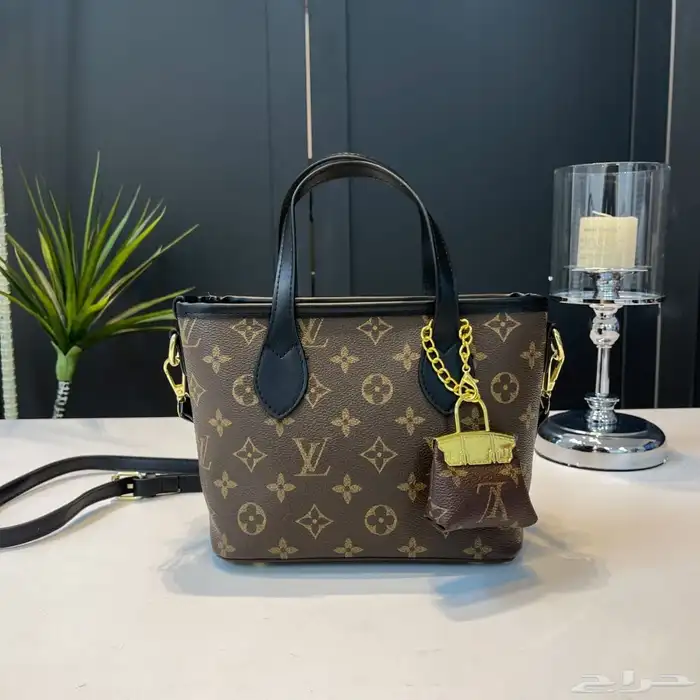 شنط تقاليد ماركه هاي كولتي متوفره جمله وقطاعي تشكله واسعه 21