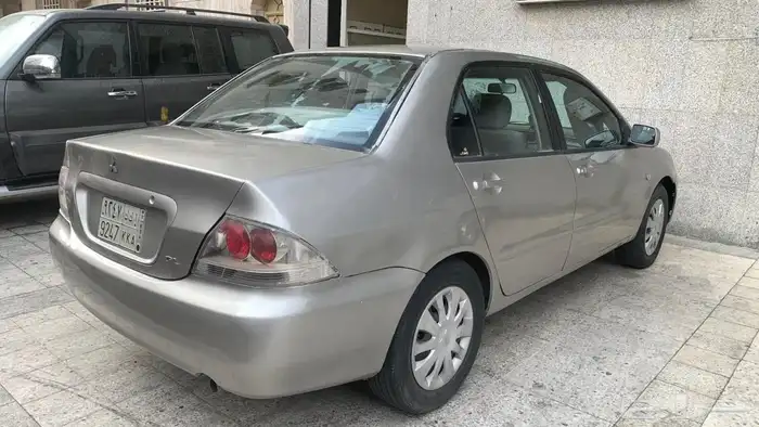 متسوبيشي لانسر موديل 2006 1