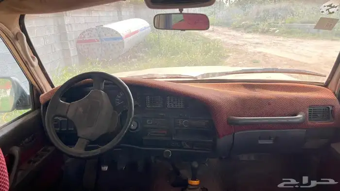 صالون 93 جي 5