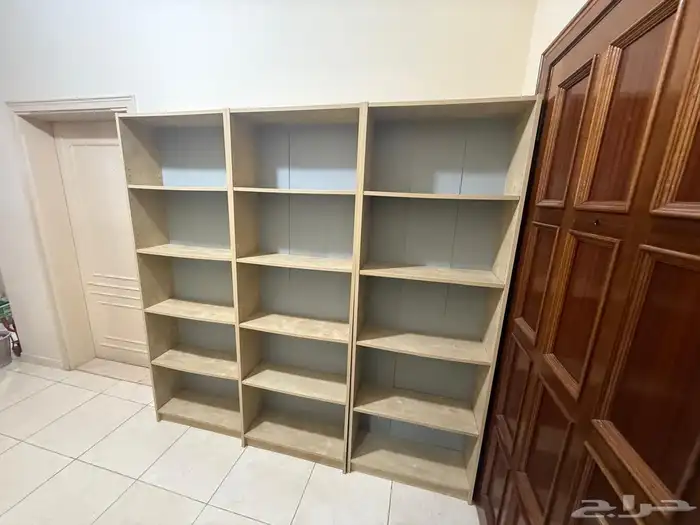 مكتبة بيضاء عدد 3 - ايكيا IKEA - White Bookcase 0