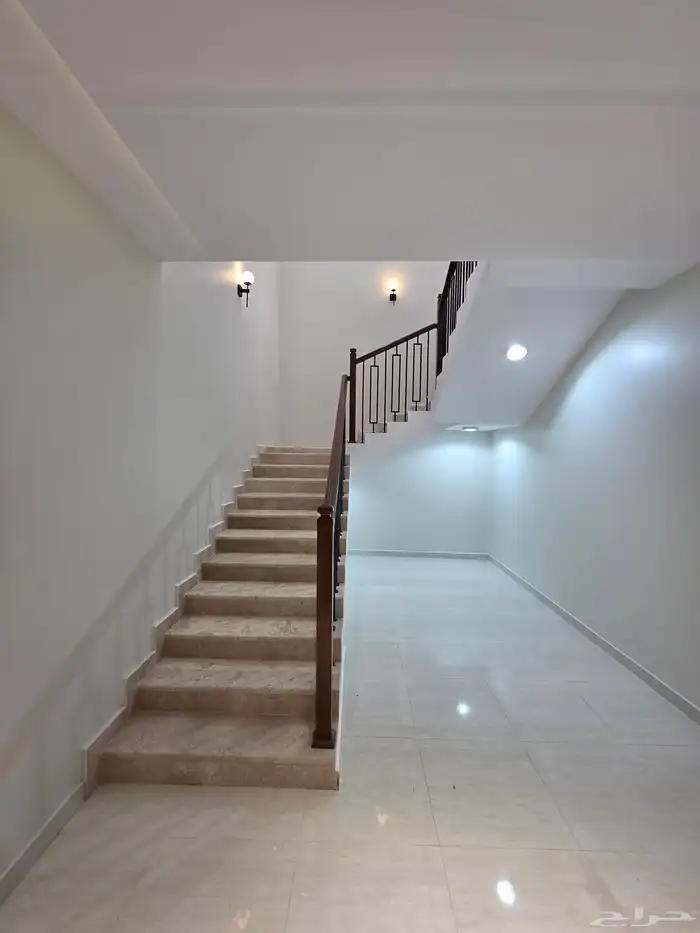 للبيع ارواف وادوار تشطيب راقى vip بمساحات وسيعه باأحد رفيده 14