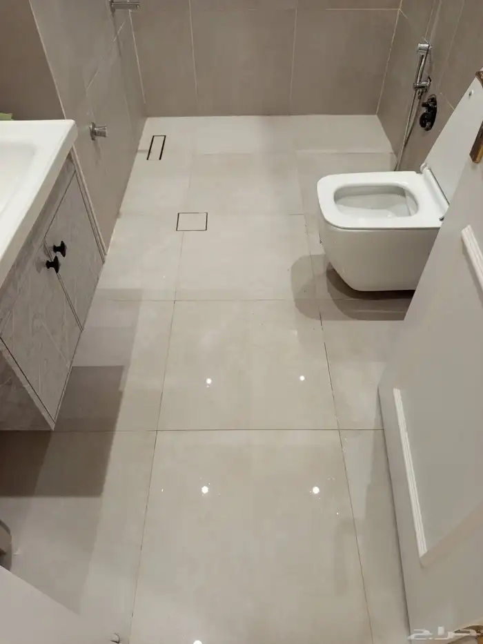 معلم سيراميك ورخام وجميع انواع الصيانه المنزلية 7