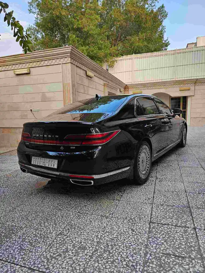 جينيسس G90 شبه جديد 3