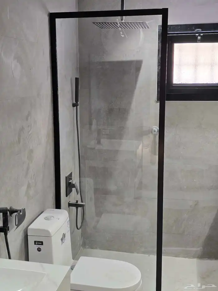 حاجز زجاج شاور كباين شاوارت حمام ابواب سكوريت 0
