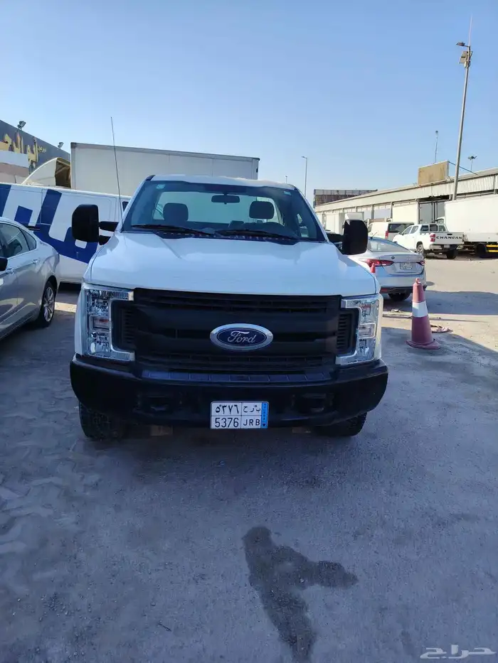 فورد F350دبل 8سلندر2019عداد 100الف 0