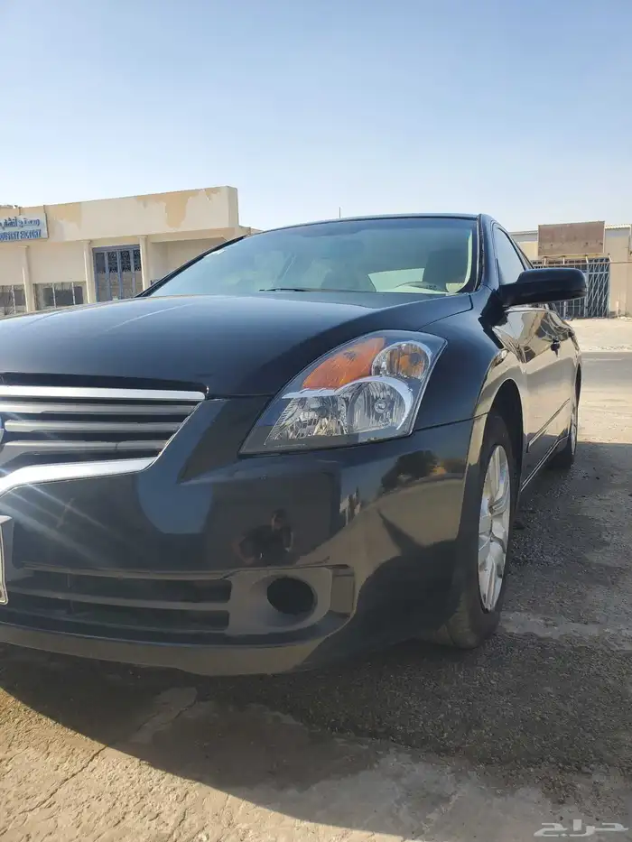 للبيع نيسان التيما 2009 1