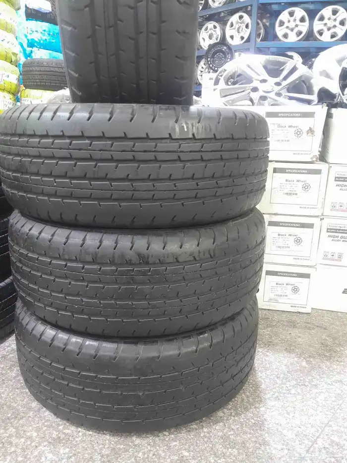 يتوفر لدينا كفرات دعسة شاهين مقاس 275 65 17 1