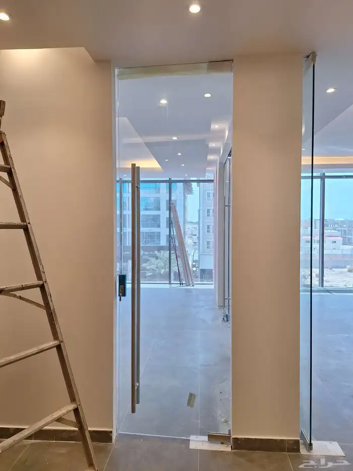 زجاج سيكوريت زجاج مرايات زجاج وطرابزونات زجاج سيكوريت 12