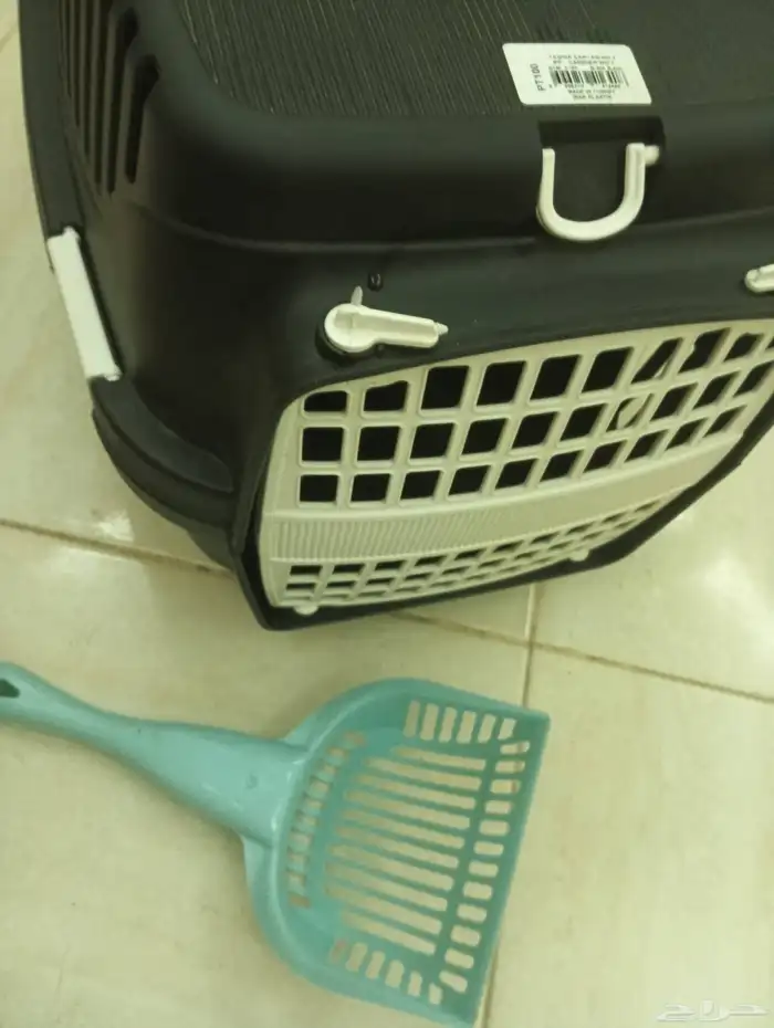صندوق قطط مع مغرفه 1