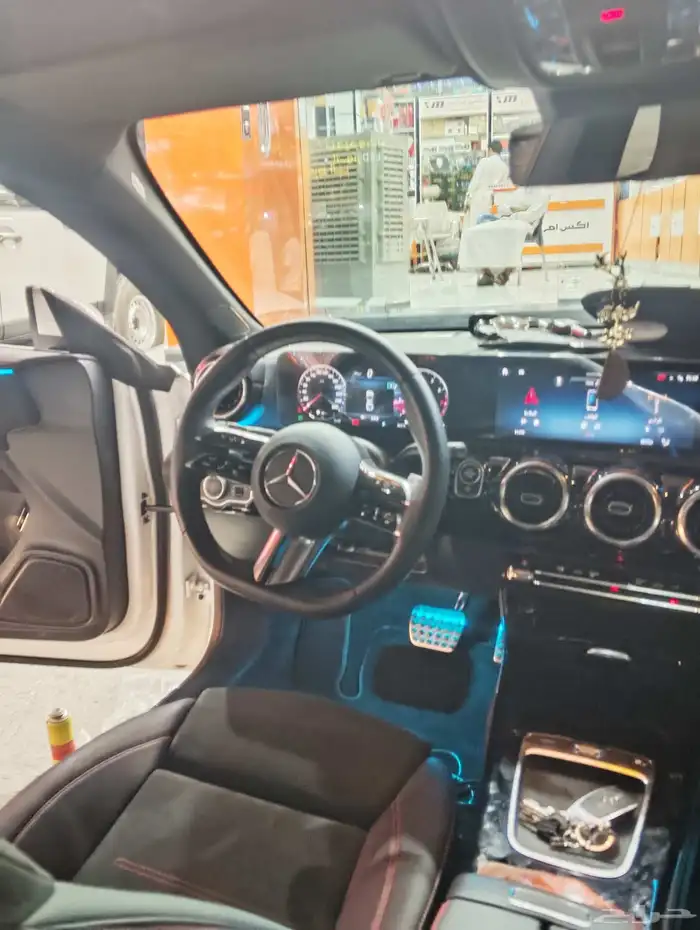 تركيب لد داخلي64 لون مرسيدس بنز 2024 A200 9